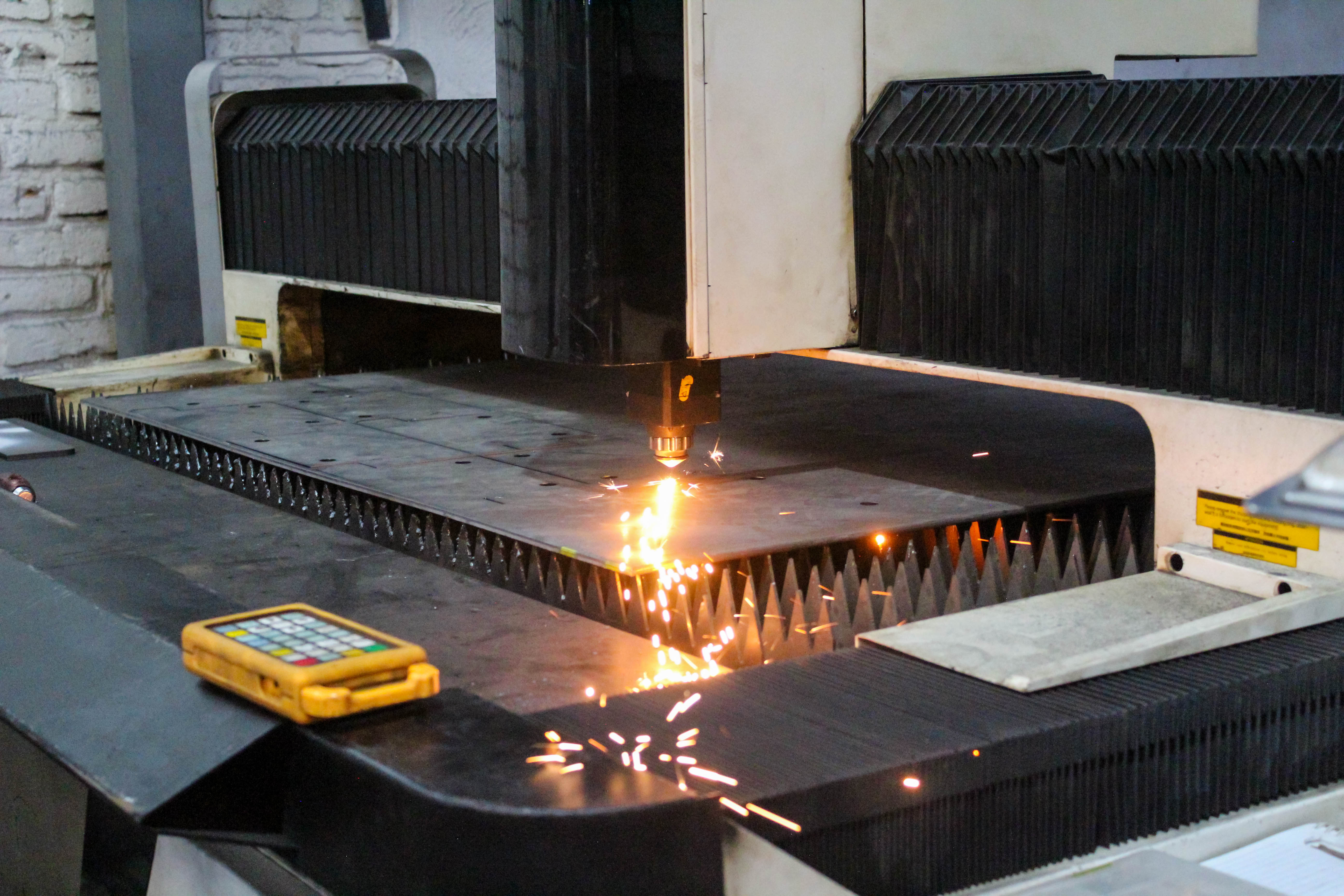 Laser Bodor 5x10